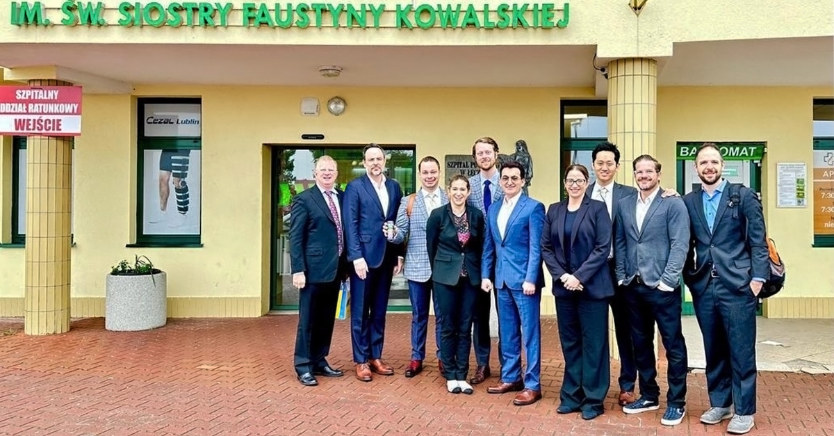 Plastic surgeons help Ukrainian children in Poland University of