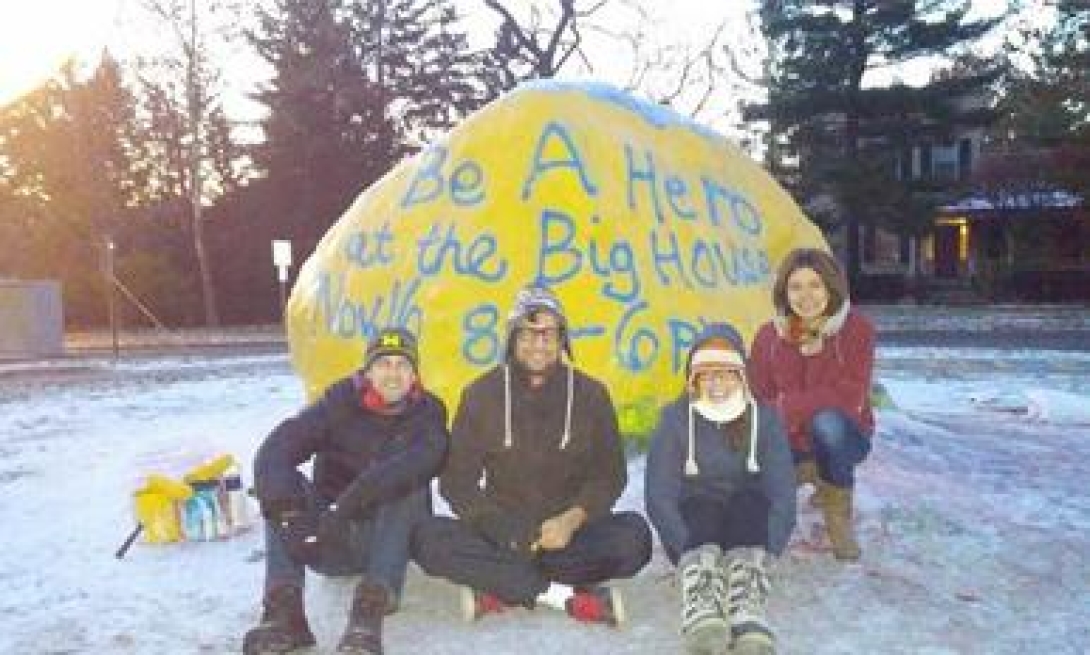 Med Students Paint Rock